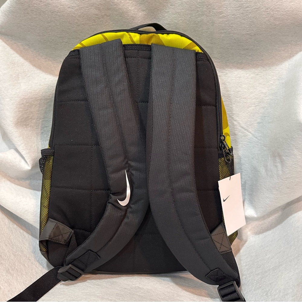 Nike Backpack - Picture 2 of 7